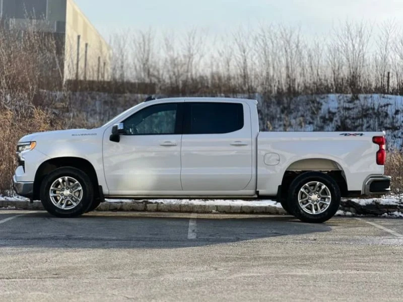2022 Chevrolet Silverado 4th Gen - Image 5 of 12
