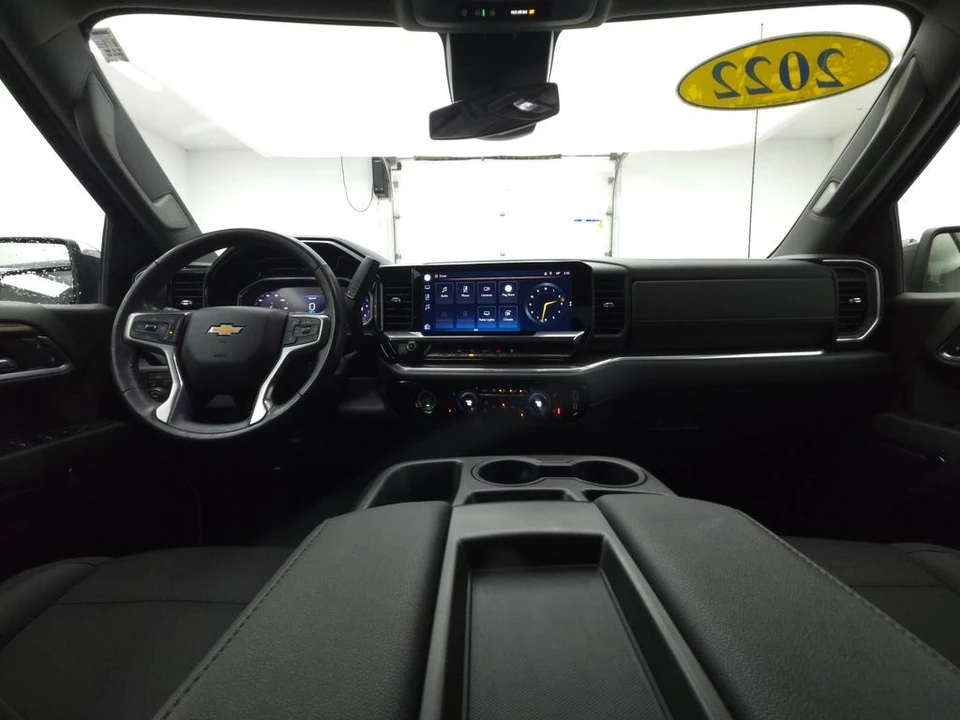 2022 Chevrolet Silverado 4th Gen - Image 2 of 12