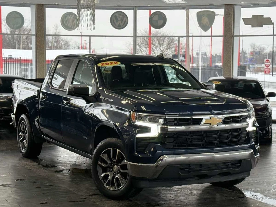 2022 Chevrolet Silverado 4th Gen - Image 2 of 21