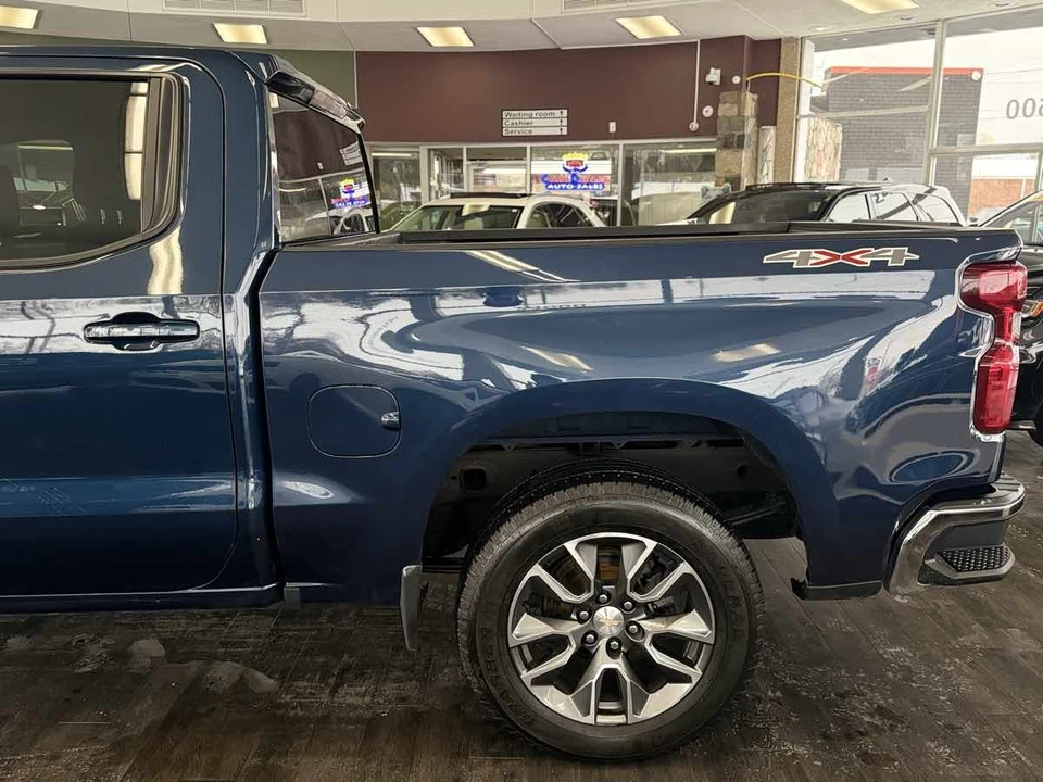 2022 Chevrolet Silverado 4th Gen - Image 4 of 21