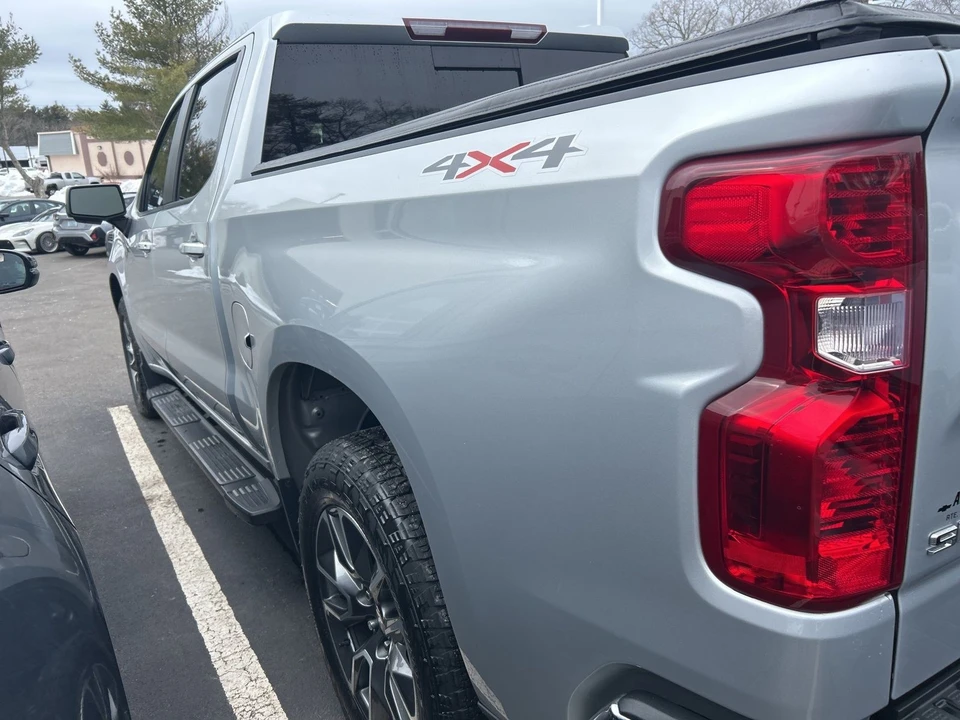 2022 Chevrolet Silverado 4th Gen - Image 11 of 21
