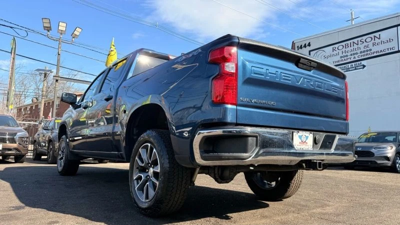 2022 Chevrolet Silverado 4th Gen - Image 9 of 12