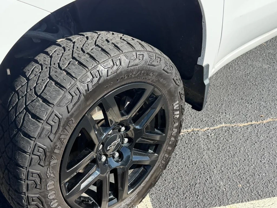 2022 Chevrolet Silverado 4th Gen - Image 4 of 21