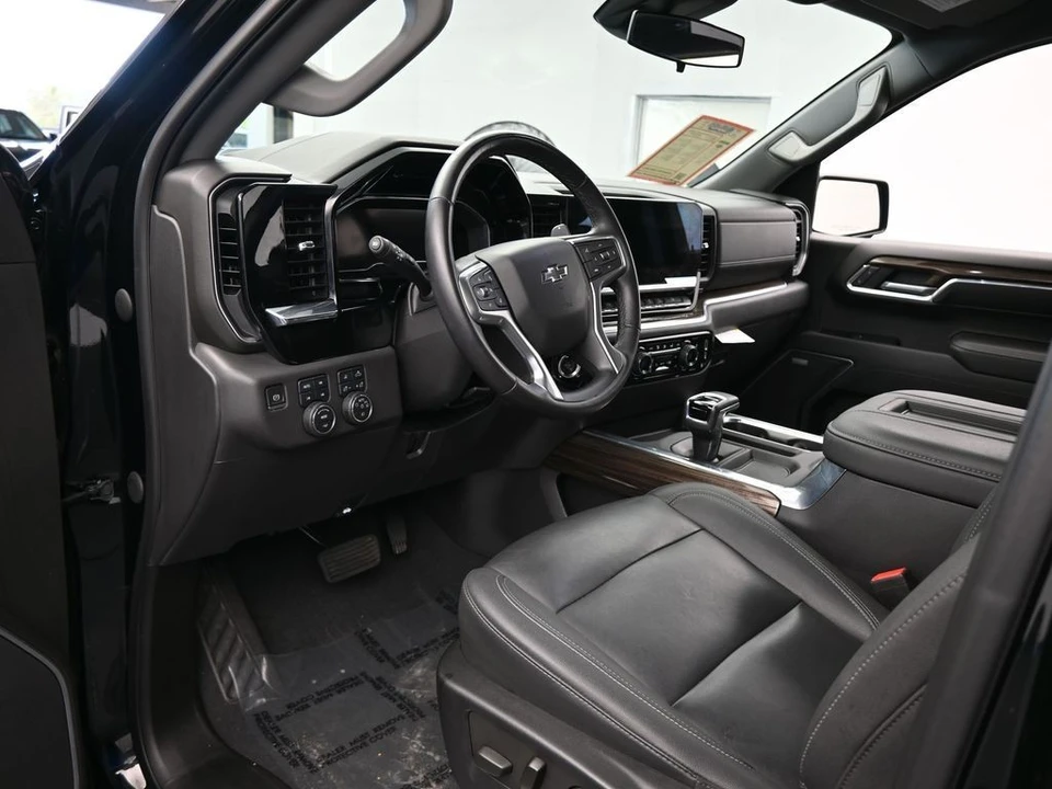 2022 Chevrolet Silverado 4th Gen - Image 10 of 12