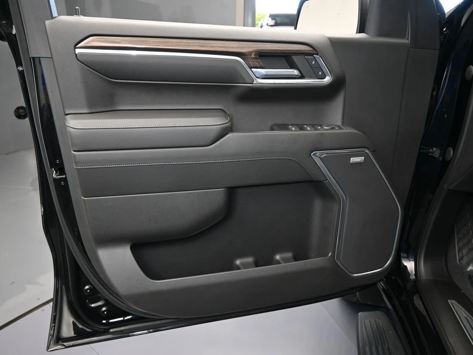 2022 Chevrolet Silverado 4th Gen - Image 11 of 12