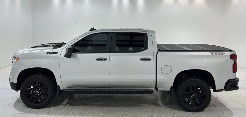 2022 Chevrolet Silverado 4th Gen - Image 2 of 12