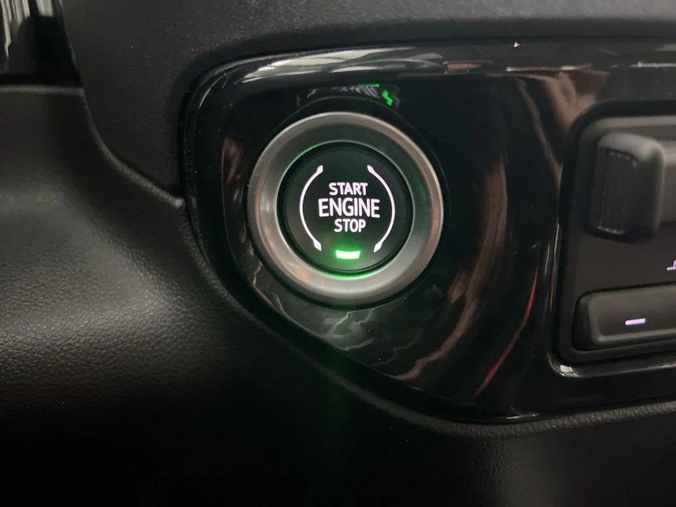 2022 Chevrolet Silverado 4th Gen - Image 15 of 21