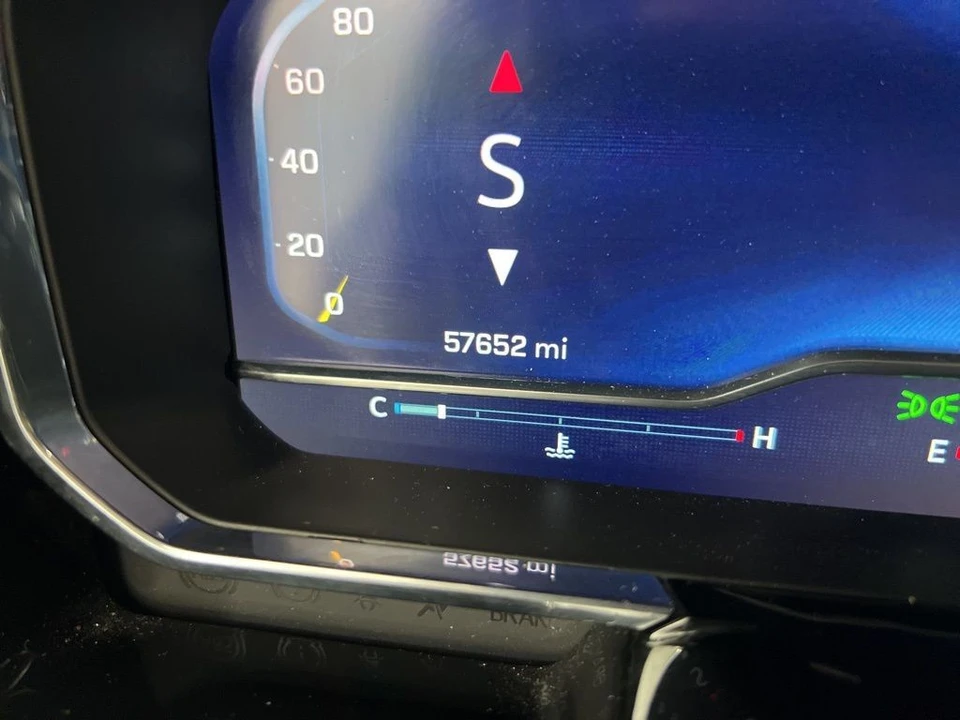 2022 Chevrolet Silverado 4th Gen - Image 11 of 21
