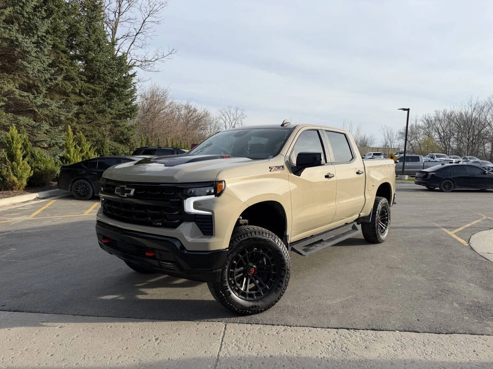 2022 Chevrolet Silverado 4th Gen - Image 2 of 21
