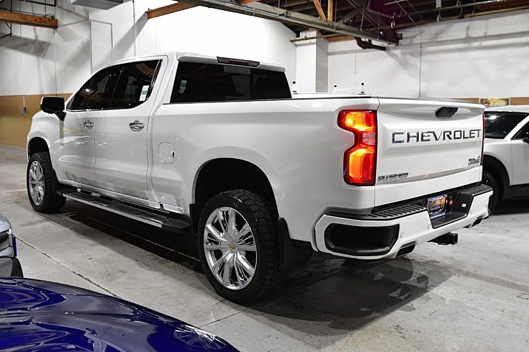 2022 Chevrolet Silverado 4th Gen - Image 11 of 31