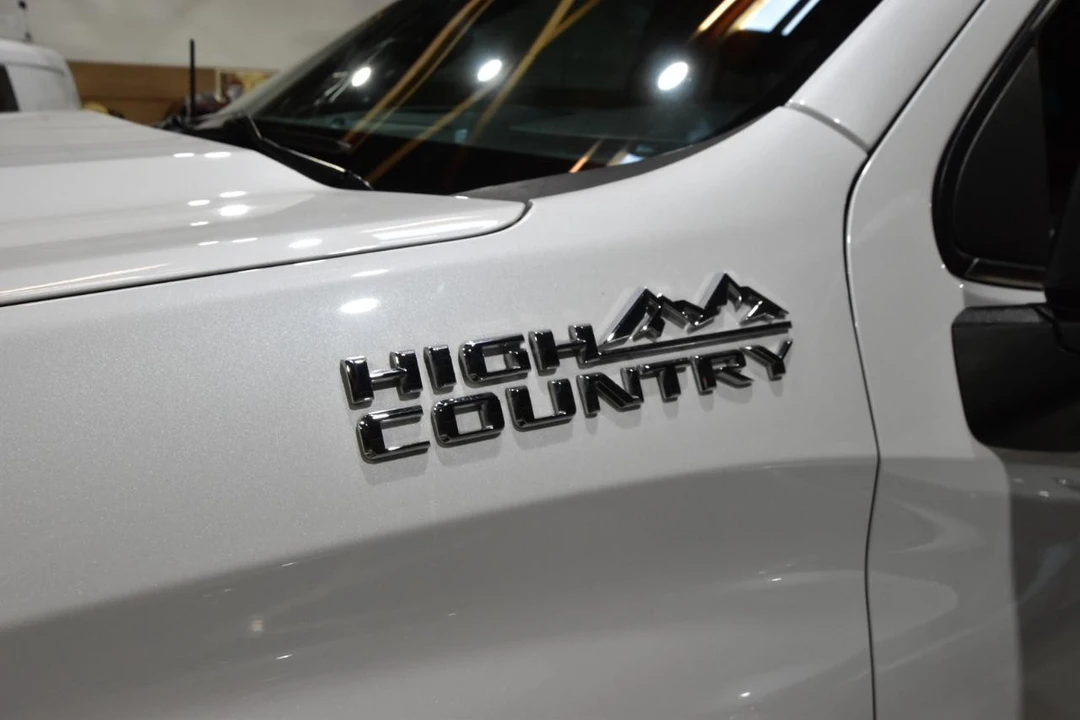 2022 Chevrolet Silverado 4th Gen - Image 5 of 31