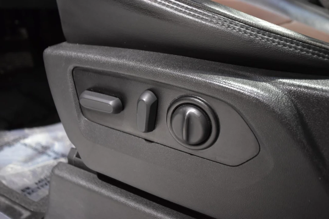 2022 Chevrolet Silverado 4th Gen - Image 15 of 31