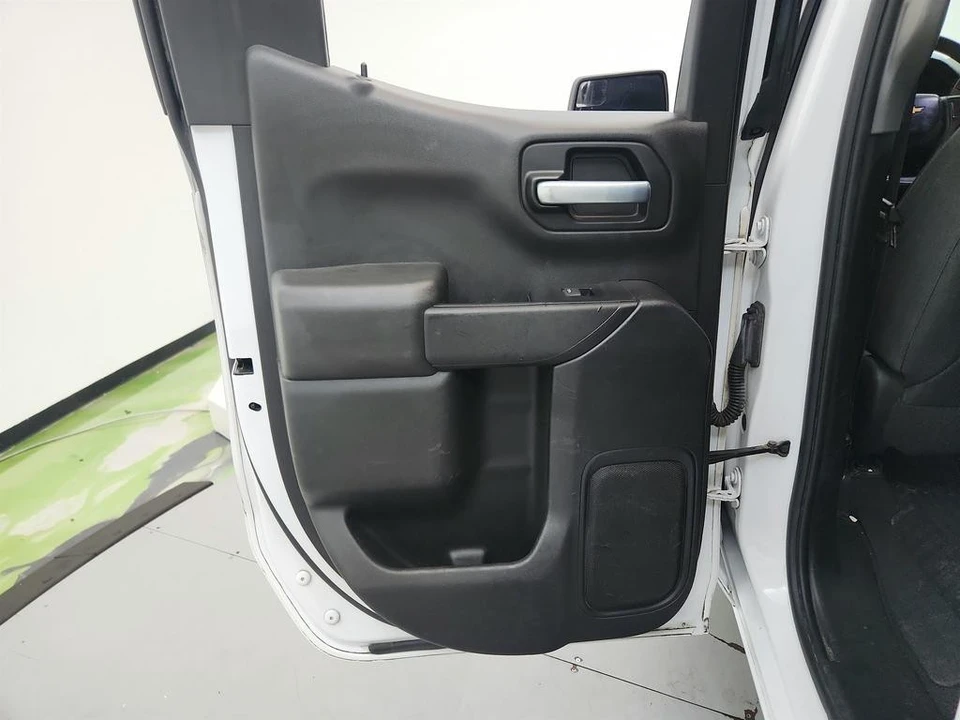 2022 Chevrolet Silverado 4th Gen - Image 23 of 31