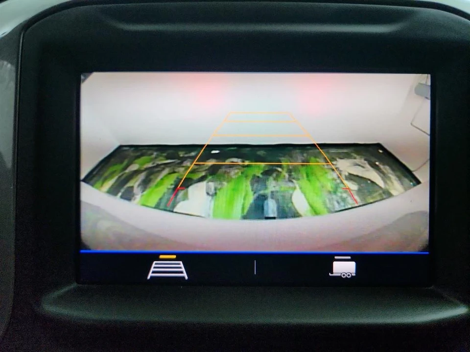 2022 Chevrolet Silverado 4th Gen - Image 18 of 31