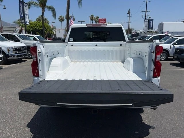 2022 Chevrolet Silverado 4th Gen - Image 17 of 31