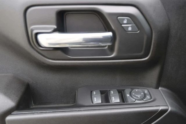 2022 Chevrolet Silverado 3rd Gen - Image 15 of 21