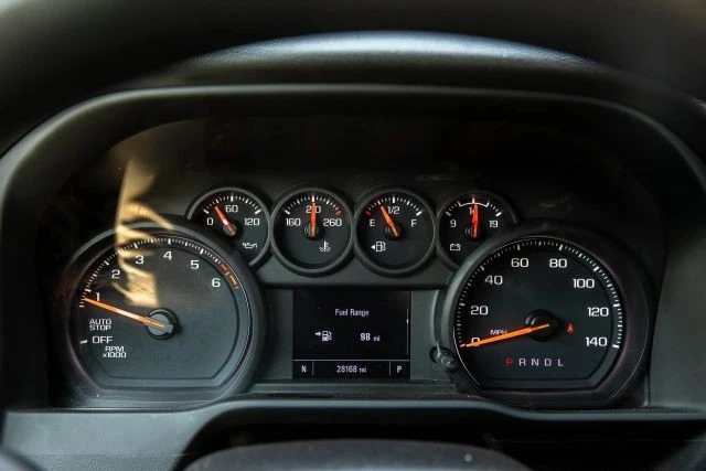2022 Chevrolet Silverado 4th Gen - Image 18 of 31