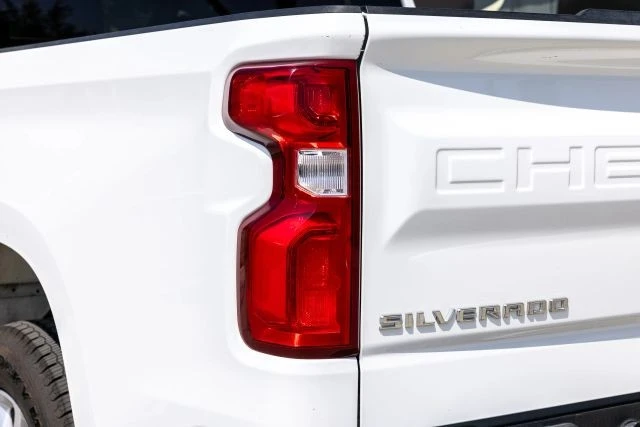 2022 Chevrolet Silverado 4th Gen - Image 12 of 31