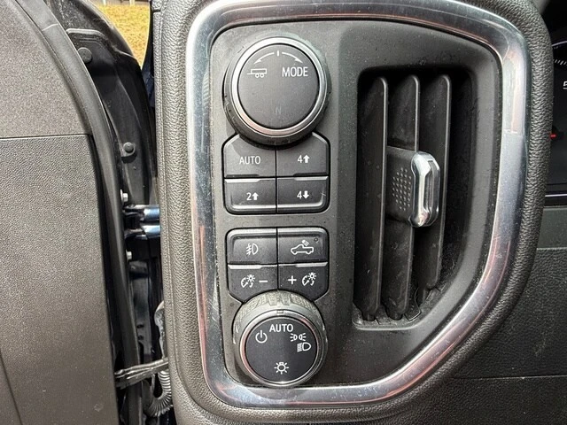 2022 Chevrolet Silverado 4th Gen - Image 15 of 27