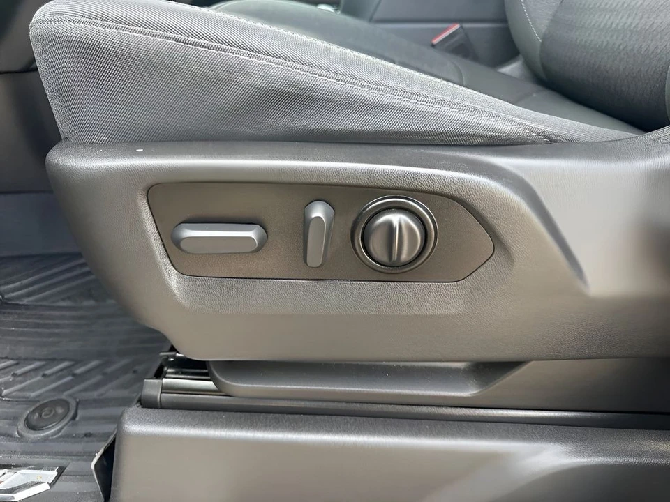 2022 Chevrolet Silverado 4th Gen - Image 10 of 15
