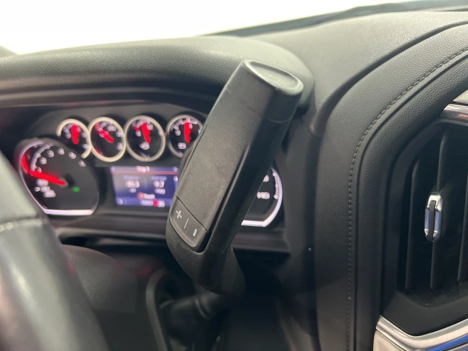 2022 Chevrolet Silverado 4th Gen - Image 16 of 30