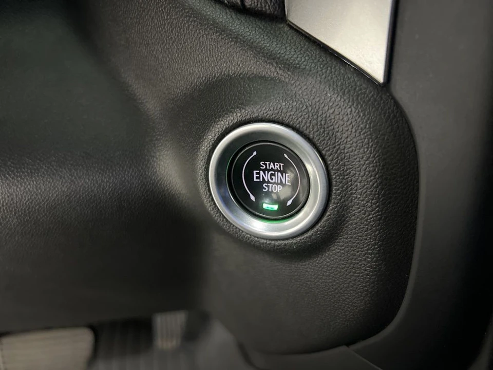 2022 Chevrolet Silverado 4th Gen - Image 15 of 30