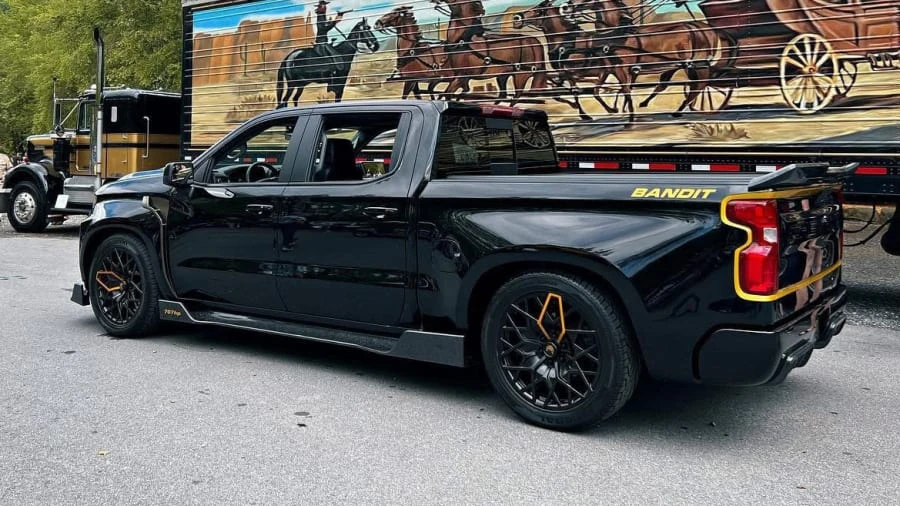 2022 Chevrolet Silverado 4th Gen - Image 2 of 21