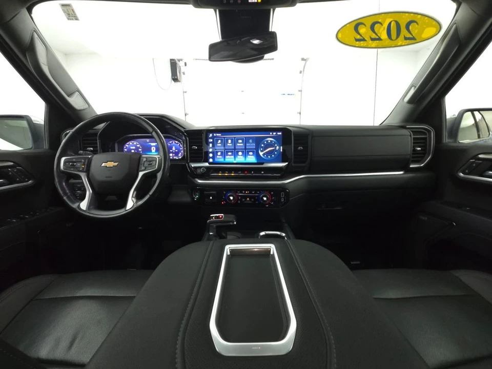 2022 Chevrolet Silverado 4th Gen - Image 2 of 12