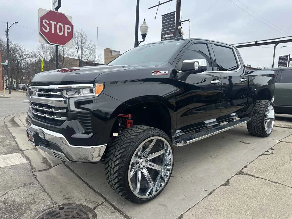 2022 Chevrolet Silverado 4th Gen - Image 2 of 21