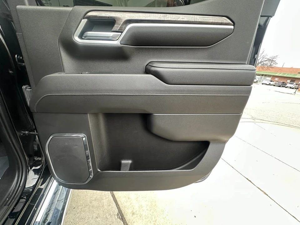 2022 Chevrolet Silverado 4th Gen - Image 18 of 21