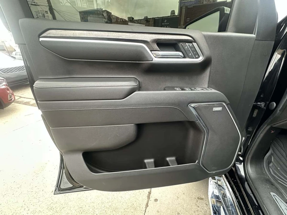 2022 Chevrolet Silverado 4th Gen - Image 15 of 21
