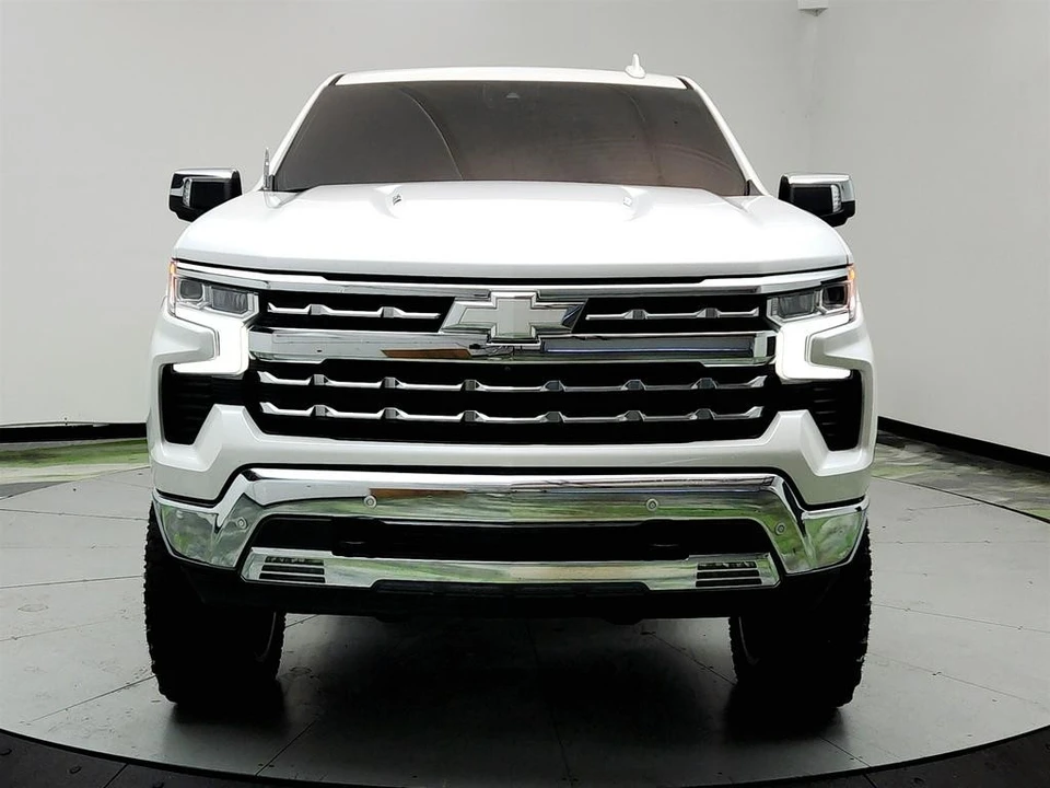 2022 Chevrolet Silverado 4th Gen - Image 2 of 12
