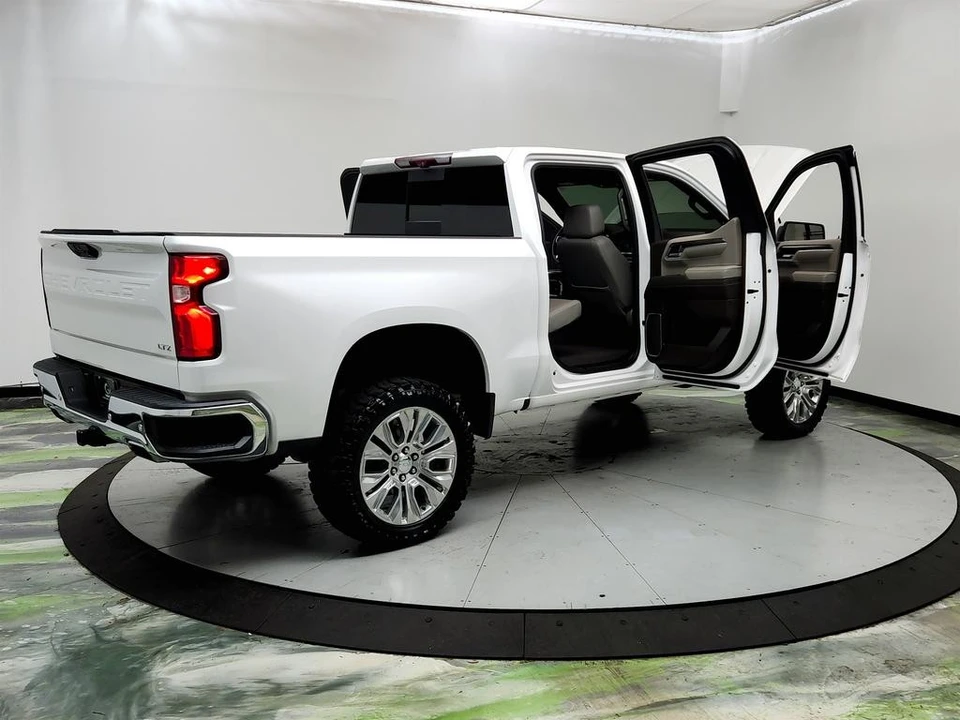 2022 Chevrolet Silverado 4th Gen - Image 11 of 12