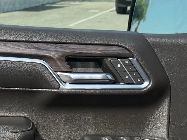 2022 Chevrolet Silverado 4th Gen - Image 14 of 21