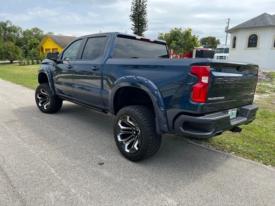 2022 Chevrolet Silverado 3rd Gen - Image 14 of 31