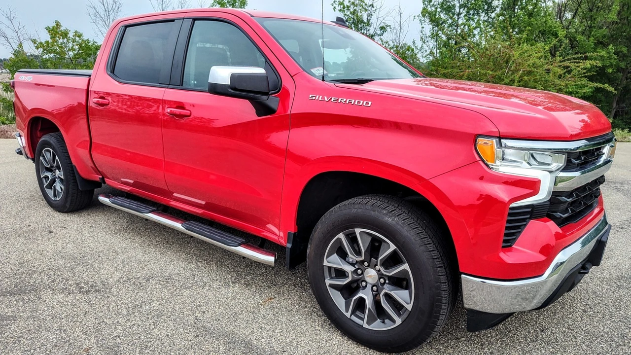 2022 Chevrolet Silverado 4th Gen - Image 3 of 13