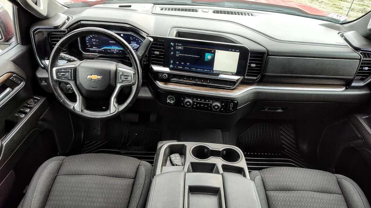 2022 Chevrolet Silverado 4th Gen - Image 10 of 13