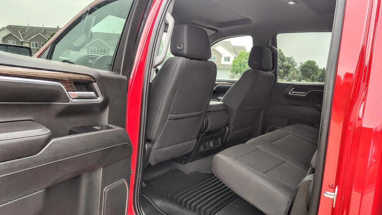 2022 Chevrolet Silverado 4th Gen - Image 9 of 13