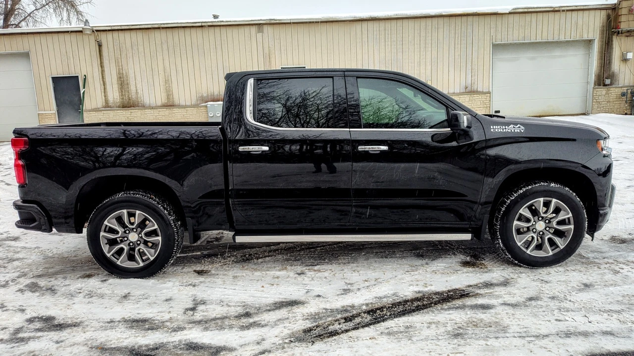 2022 Chevrolet Silverado 4th Gen - Image 4 of 13