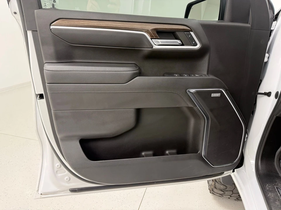 2022 Chevrolet Silverado 4th Gen - Image 11 of 21
