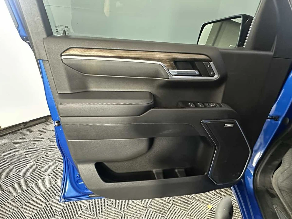 2022 Chevrolet Silverado 4th Gen - Image 15 of 21