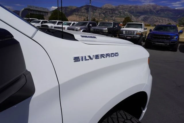2022 Chevrolet Silverado 4th Gen - Image 18 of 21
