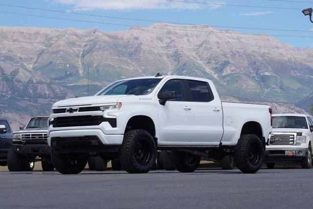 2022 Chevrolet Silverado 4th Gen - Image 2 of 21