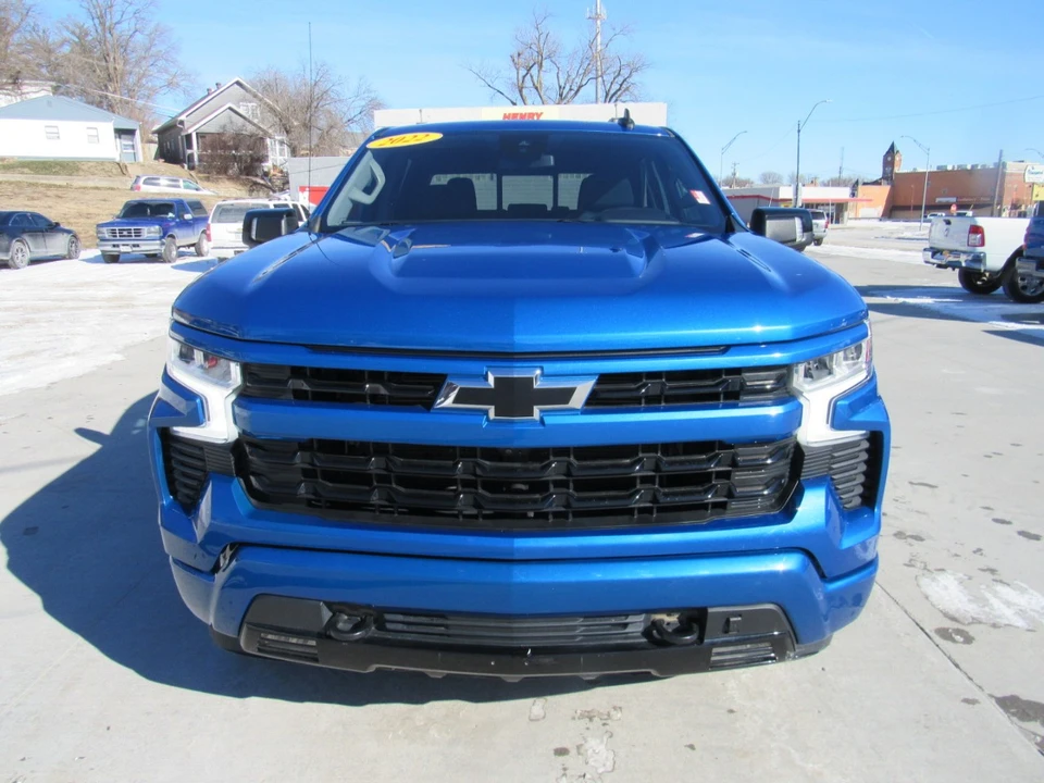 2022 Chevrolet Silverado 4th Gen - Image 2 of 12