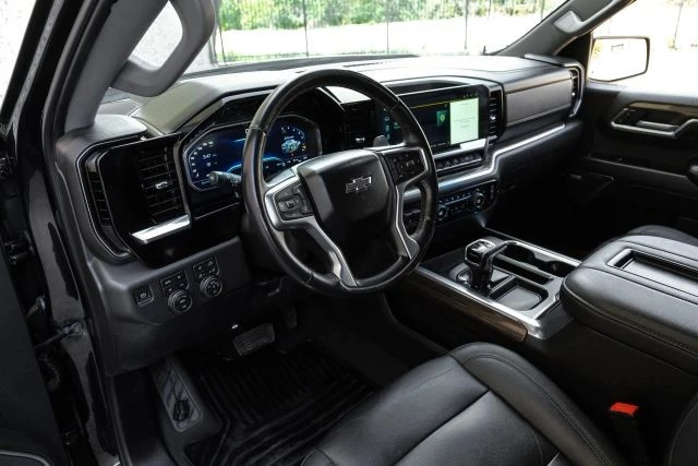 2022 Chevrolet Silverado 4th Gen - Image 3 of 21