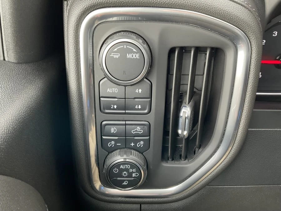 2022 Chevrolet Silverado 4th Gen - Image 8 of 12