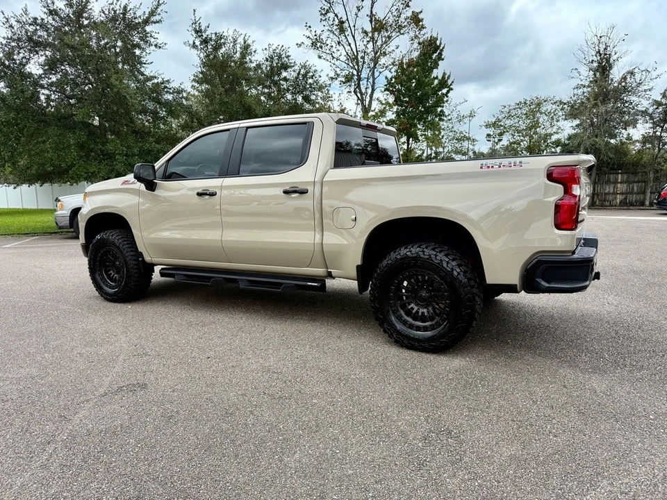 2022 Chevrolet Silverado 4th Gen - Image 10 of 12