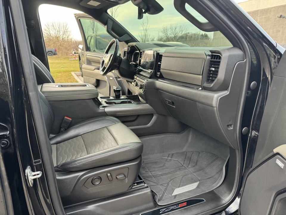 2022 Chevrolet Silverado 4th Gen - Image 10 of 17