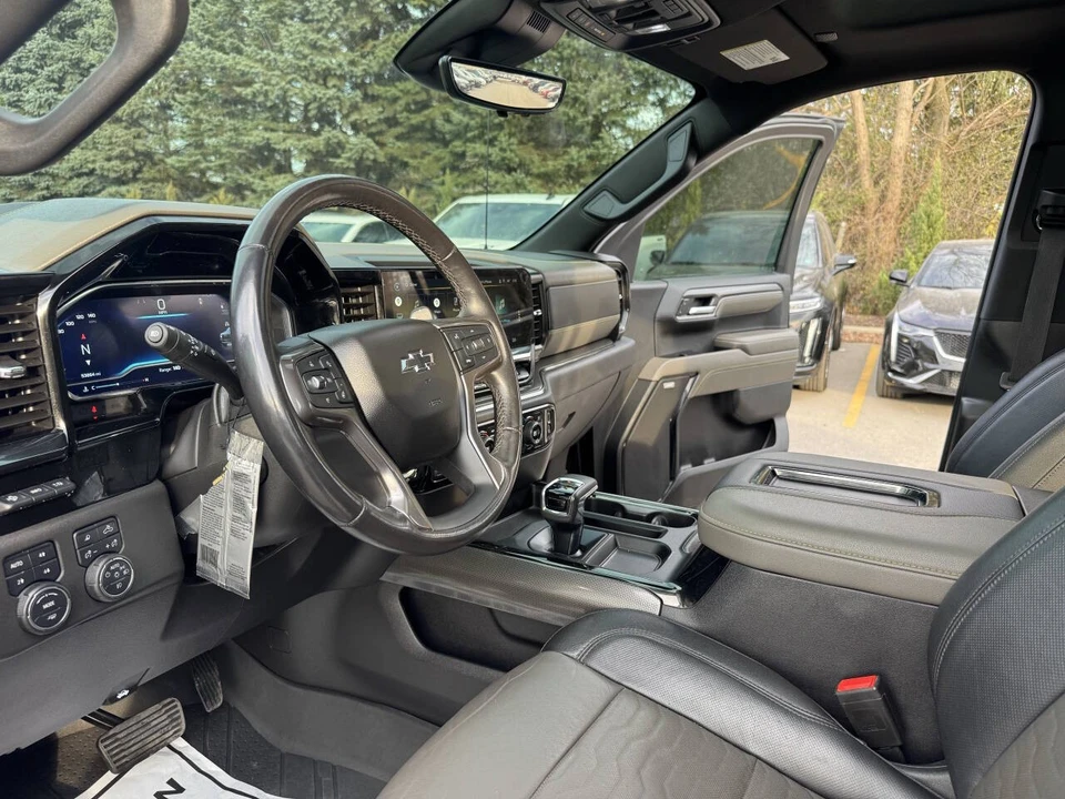 2022 Chevrolet Silverado 4th Gen - Image 16 of 17