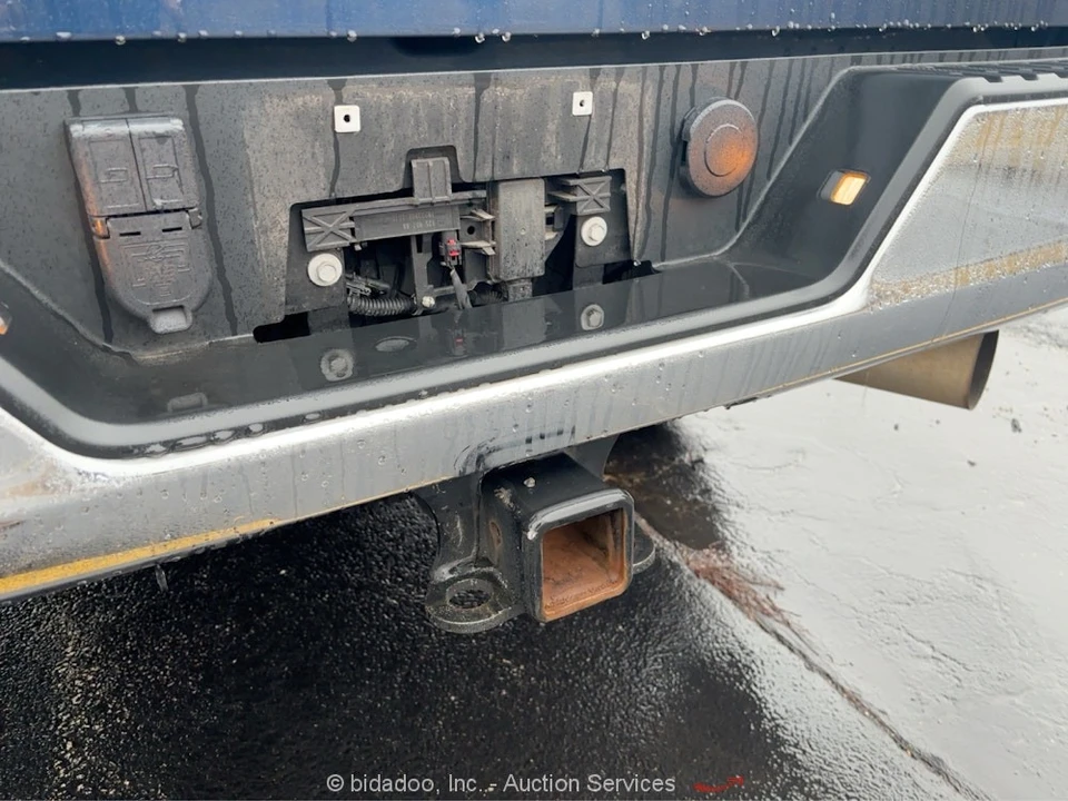 2022 Chevrolet Silverado Heavy Duty 4th Gen - Image 10 of 12